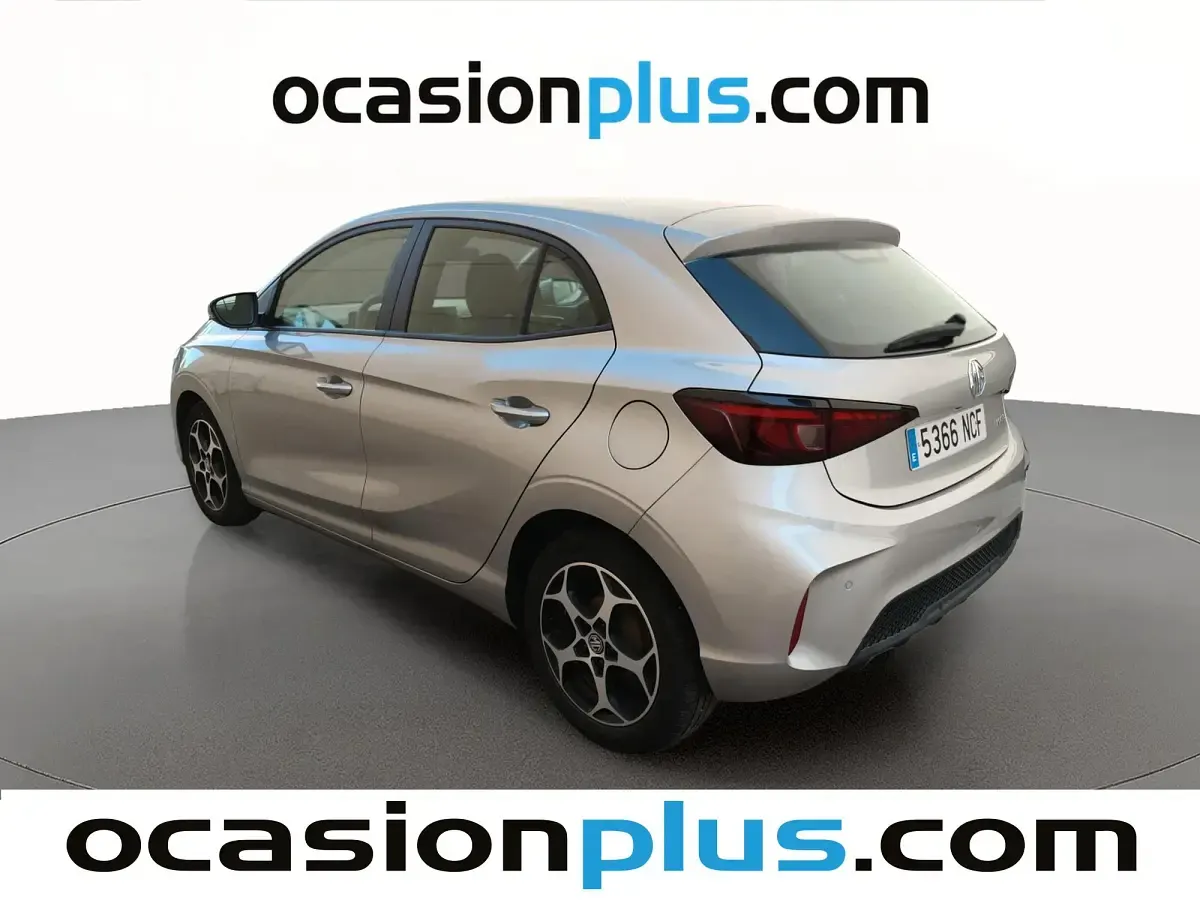 Usado MG MG3 Comfort 116 CV (85 kW) 2025 Gris plata Utilitario