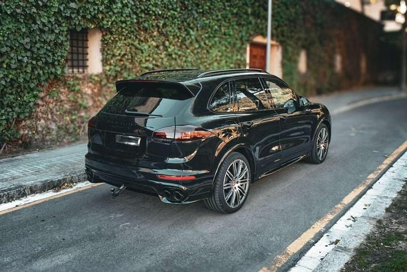 Usado Porsche Cayenne GTS 441 CV (324 kW) 2015 Negro SUV