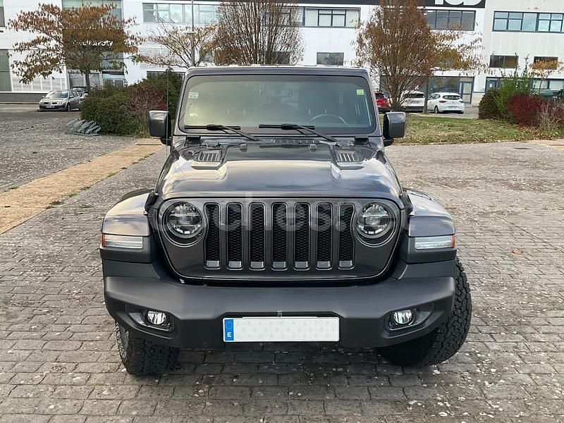 Usado Jeep Wrangler Sahara 200 CV (147 kW) 2019 Gris / plata SUV