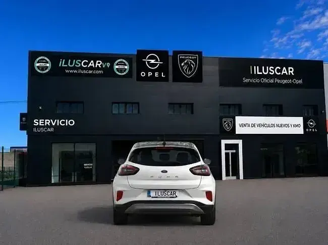 Usado Ford Puma Titanium 121 CV (88 kW) 2021 Blanco metropolis techo negro SUV