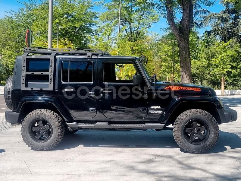 Usado Jeep Wrangler Unlimited Sahara 177 CV (130 kW) 2009 Negro SUV