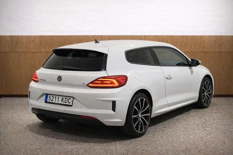 Usado VW Scirocco R-line 125 CV (91 kW) 2017 Blanco Coupe