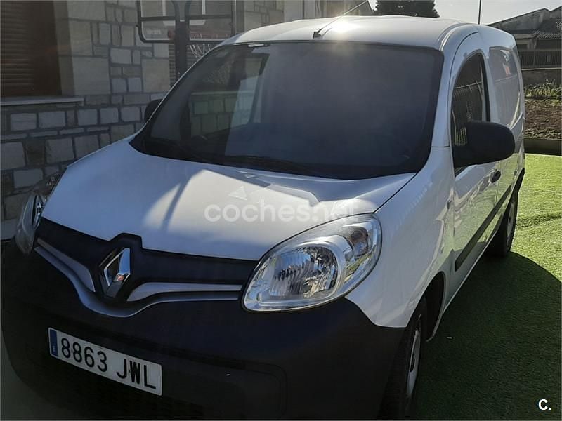 Usado Renault Kangoo Expression 90 CV (66 kW) 2016 Blanco Monovolumen