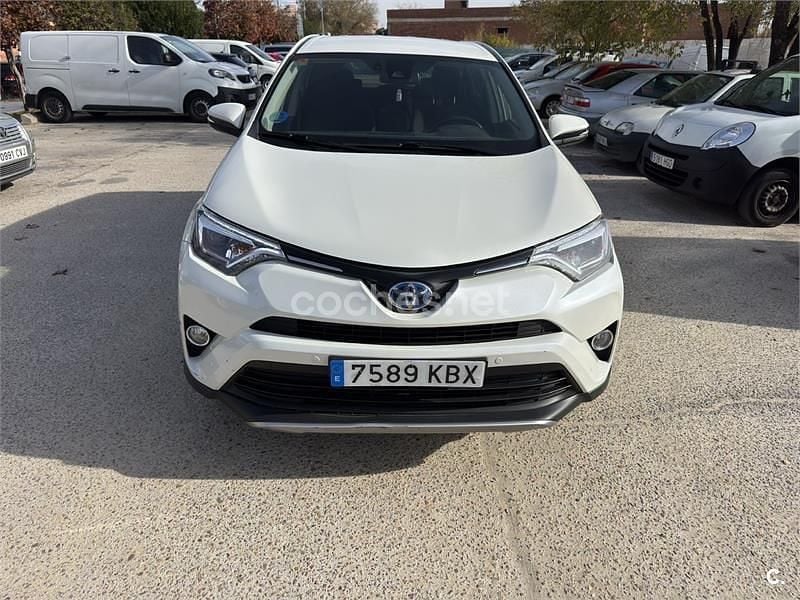 Usado Toyota RAV4 Hybrid 197 CV (144 kW) 2017 Blanco SUV