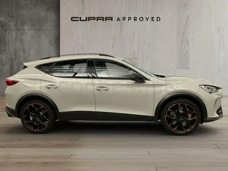 Usado Cupra Formentor VZ 390 CV (286 kW) 2022 Gris / plata SUV