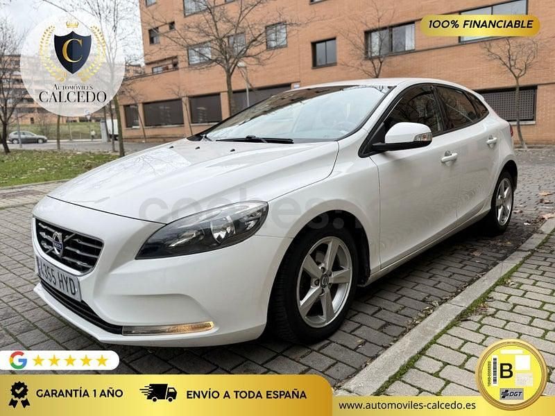 Usado Volvo V40 Momentum 115 CV (84 kW) 2014 Blanco Berlina