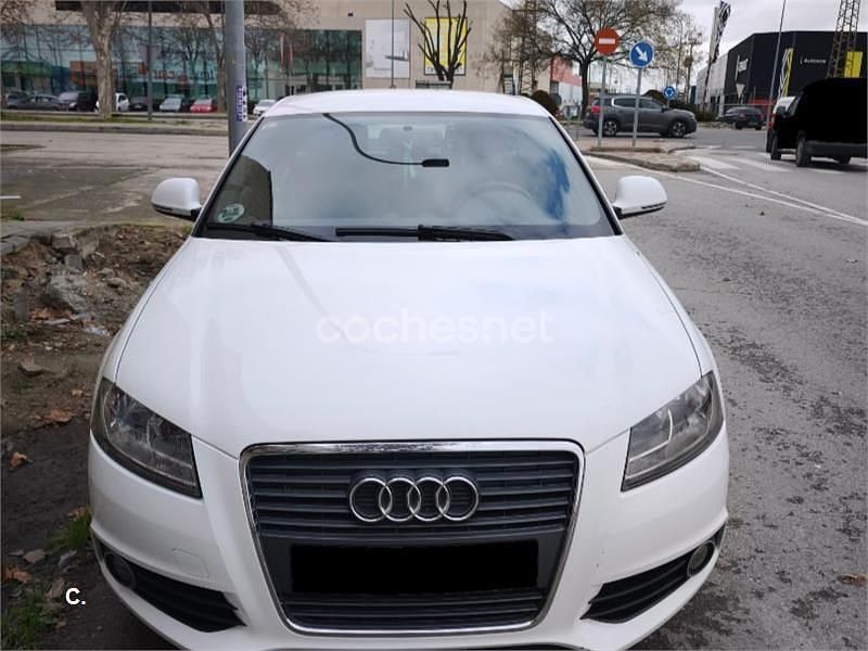 Usado Audi A3 S-Line 105 CV (77 kW) 2009 Blanco Utilitario