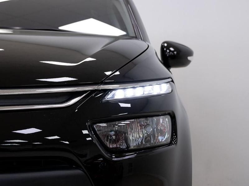 Begagnad Citroën C4 First 110 HK (80 kW) 2016 Svart Minibuss