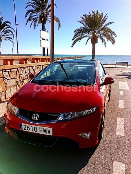 Usado Honda Civic Type S 140 CV (102 kW) 2007 Rojo Berlina