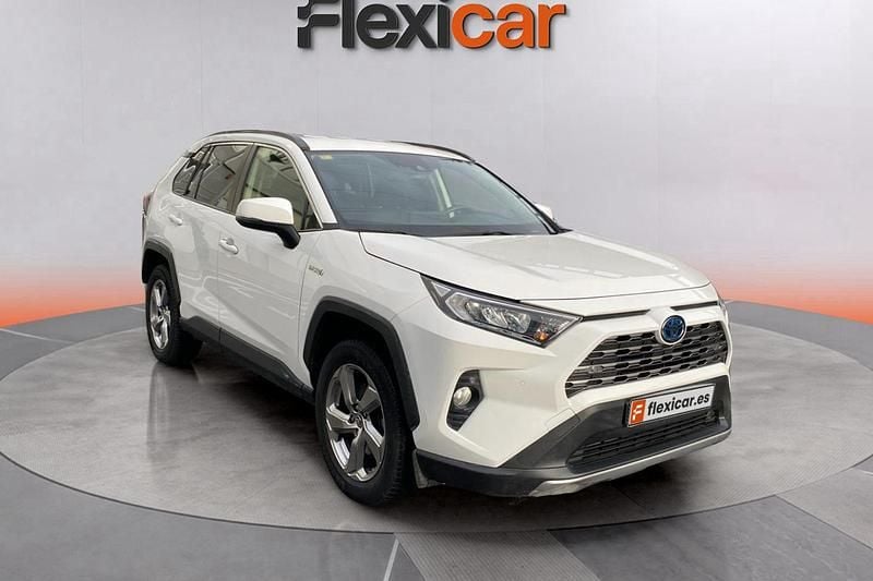 Blanco Usado 2021 Toyota RAV4 Hybrid Advance SUV | 23.890 € (Super precio) - Imagen 1/4