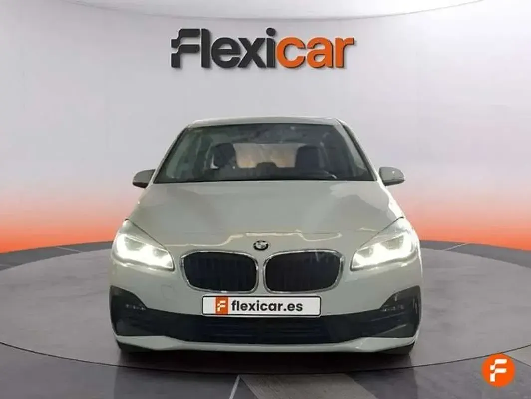 Usado BMW 216 116 CV (85 kW) 2020 Blanco Coupe