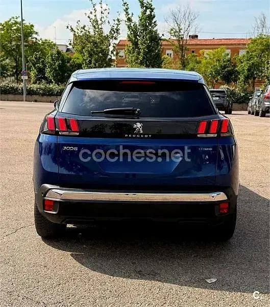 Usado Peugeot 3008 Allure 225 CV (165 kW) 2020 Azul SUV