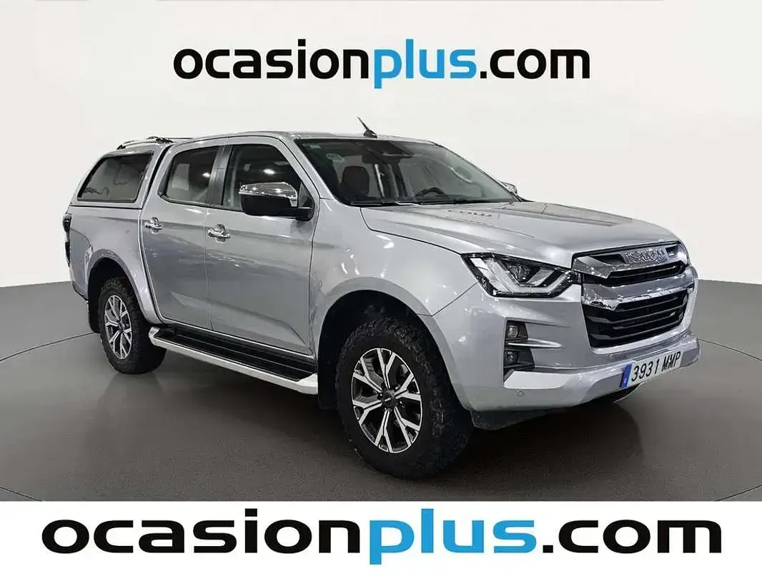 Usado Isuzu D-Max 163 CV (119 kW) 2024 Gris Van