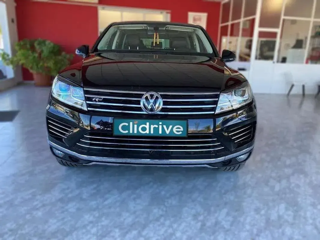 Usado VW Touareg 262 CV (192 kW) 2015 Negro SUV