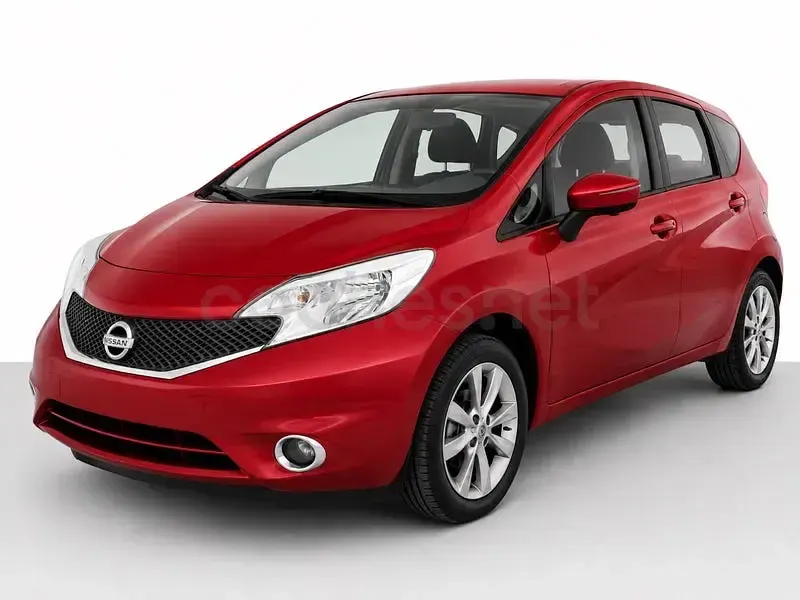 Usado Nissan Note Tekna 80 CV (58 kW) 2013 Granate Utilitario