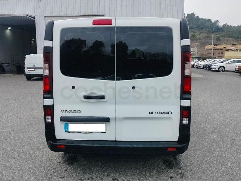 Usado Opel Vivaro 125 CV (91 kW) 2017 Blanco Monovolumen