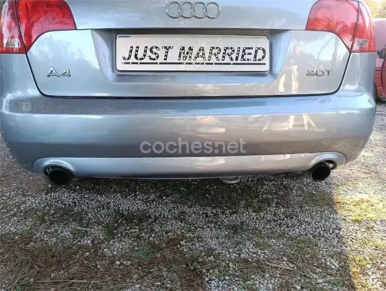 Usado Audi A4 200 CV (147 kW) 2006 Gris / plata Familiar