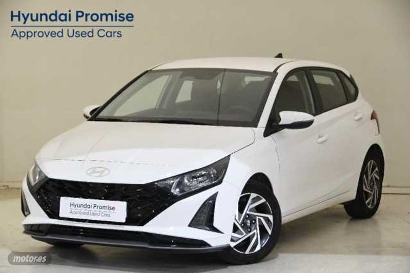 Atlas white Usado 2024 Hyundai i20 Berlina | 18.900 € (Precio justo) - Imagen 1/4