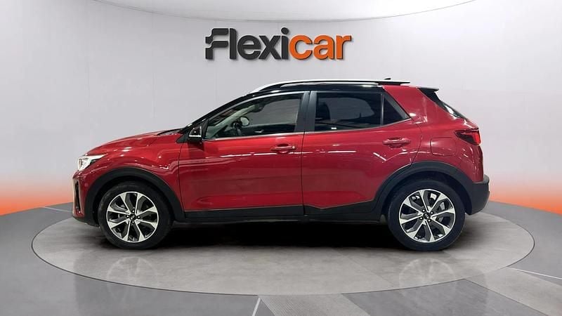 Usado Kia Stonic 120 CV (88 kW) 2018 Rojo SUV
