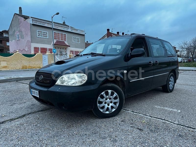 Usado Kia Carnival LX 144 CV (105 kW) 2004 Negro Monovolumen