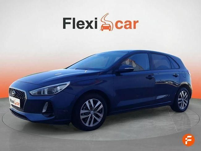 Usado Hyundai i30 110 CV (80 kW) 2017 Azul Berlina