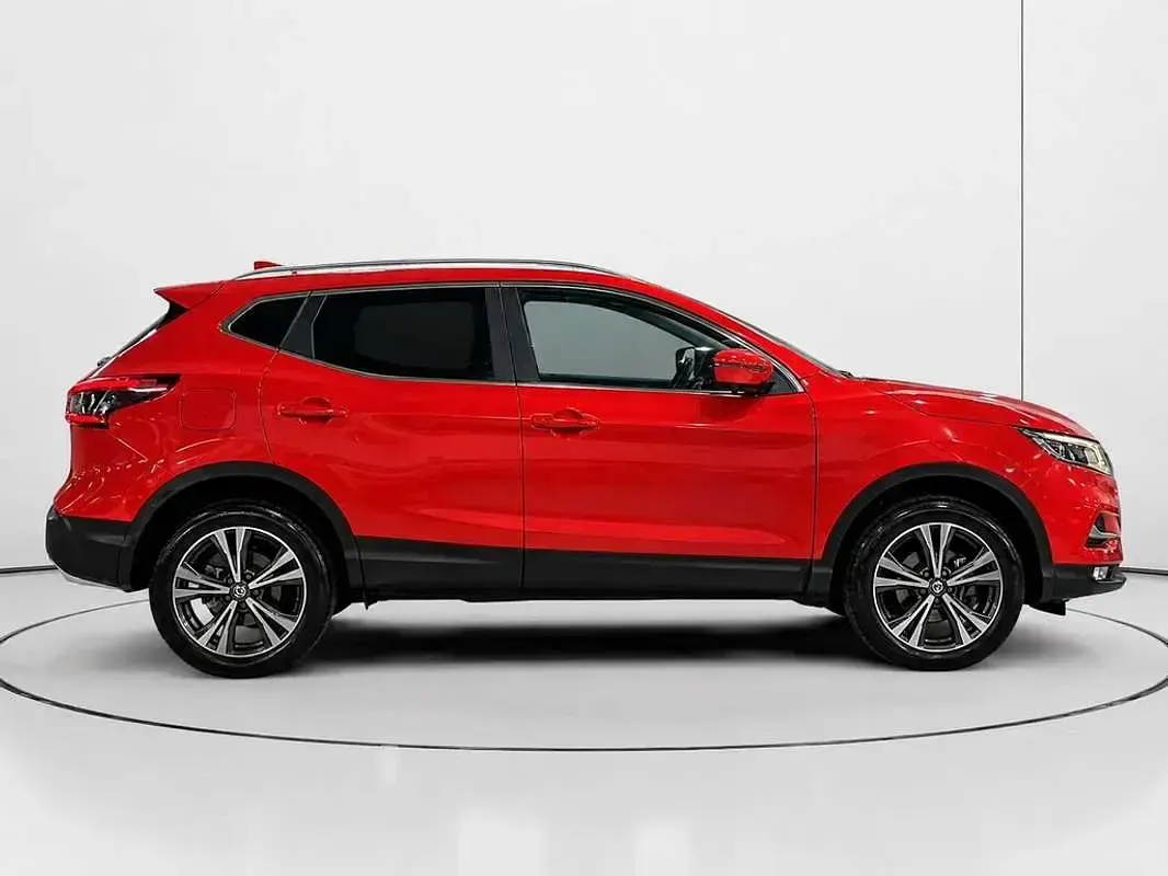 Usado Nissan Qashqai Acenta 131 CV (96 kW) 2018 Rojo SUV