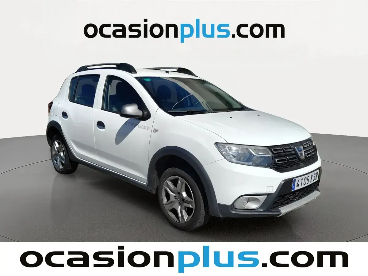 Usado Dacia Sandero Essentiel 75 CV (55 kW) 2018 Blanco Utilitario