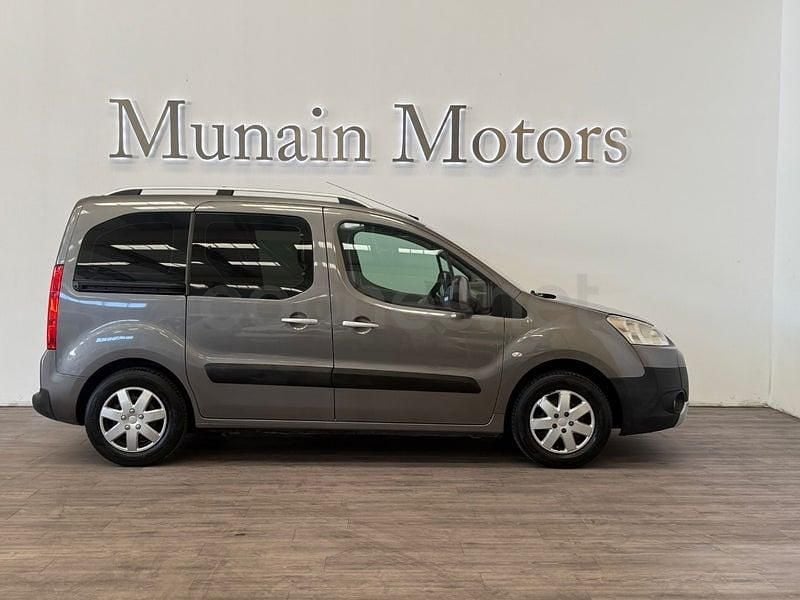 Usado Peugeot Partner Tepee Premium 110 CV (80 kW) 2009 Gris / plata Monovolumen