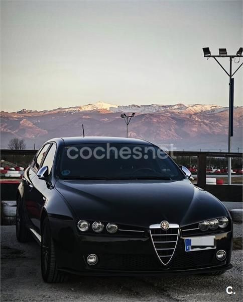 Negro Usado 2011 Alfa Romeo 159 Familiar | 10.500 € - Imagen 1/4
