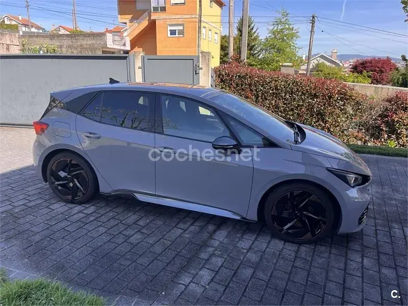Gebraucht Cupra Born e-Boost 169 kW (231 PS) 2022 Eléctrico Kleinwagen
