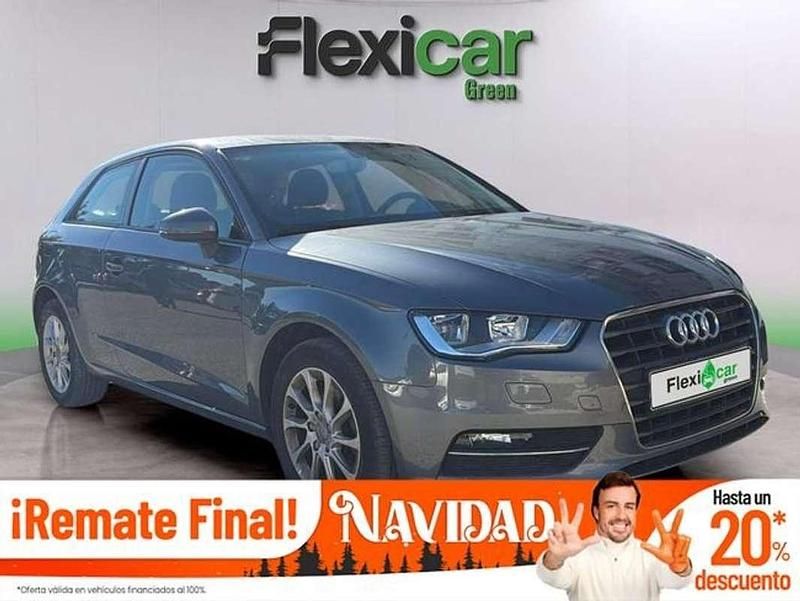 Gris Usado 2015 Audi A3 Attraction Utilitario | 11.690 € (Super precio) - Imagen 1/4