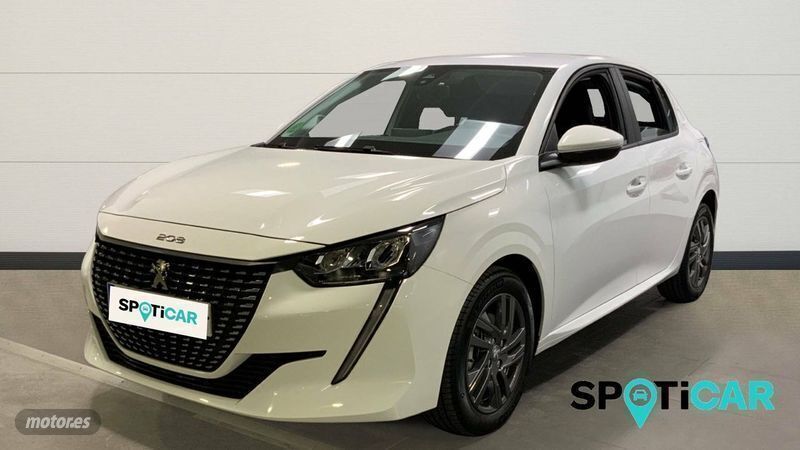 Blanco Usado 2021 Peugeot 208 Active Utilitario | 17.700 € (Caro) - Imagen 1/4