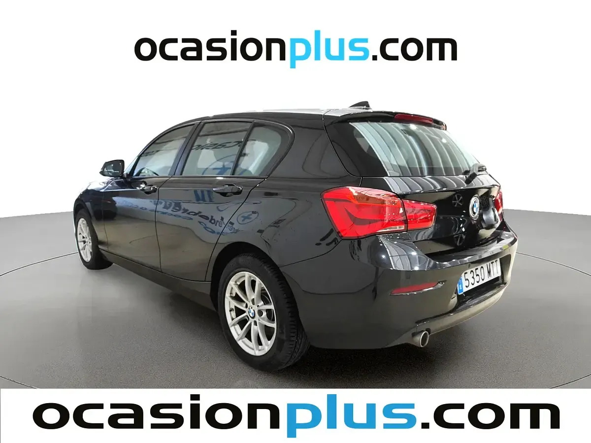 Usado BMW 116 116 CV (85 kW) 2018 Negro Utilitario