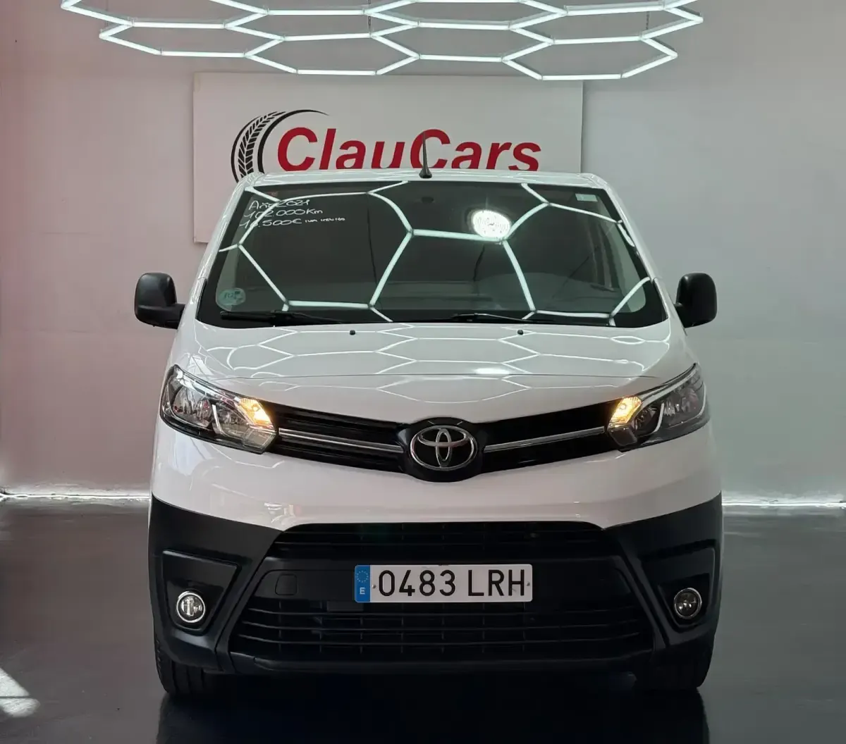 Usado Toyota Proace 100 CV (73 kW) 2021 Blanco Monovolumen