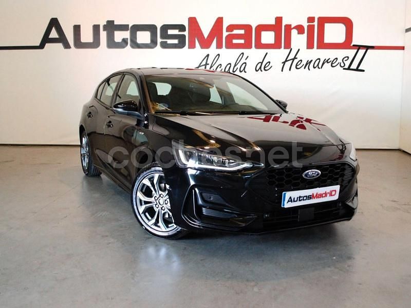 Negro Usado 2023 Ford Focus ST-Line Berlina | 18.990 € (Precio justo) - Imagen 1/4