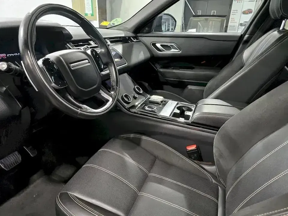 Usado Land Rover Range Rover Velar R-Dynamic 180 CV (132 kW) 2018 Otro SUV