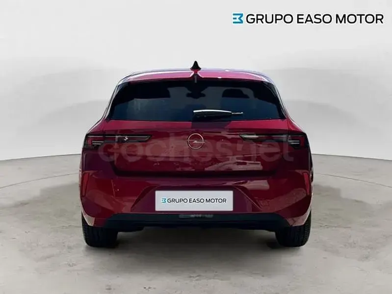 Nuevo Opel Astra Edition 110 CV (80 kW) 2025 Rojo Utilitario