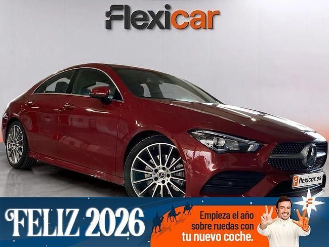 Rojo Usado 2025 Mercedes CLA220 Berlina | 45.990 € (Caro) - Imagen 1/4