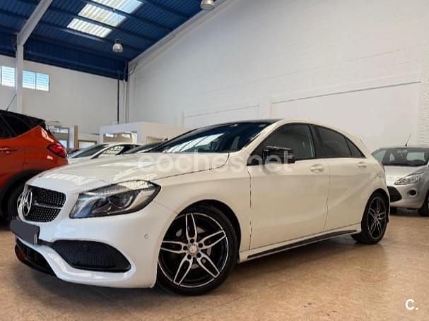 Usado Mercedes A220 AMG line 170 CV (125 kW) 2016 Blanco Berlina