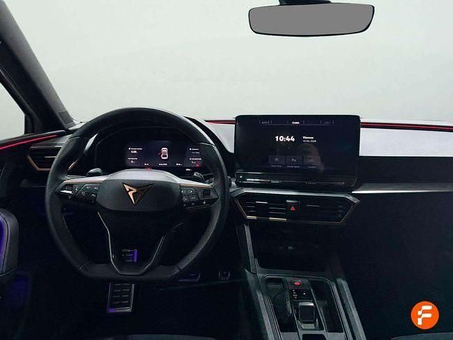 Usado Cupra Leon 150 CV (110 kW) 2024 Blanco