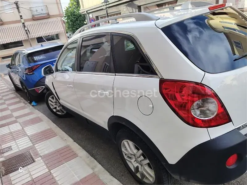 Usado Opel Antara Energy 127 CV (93 kW) 2011 Blanco SUV