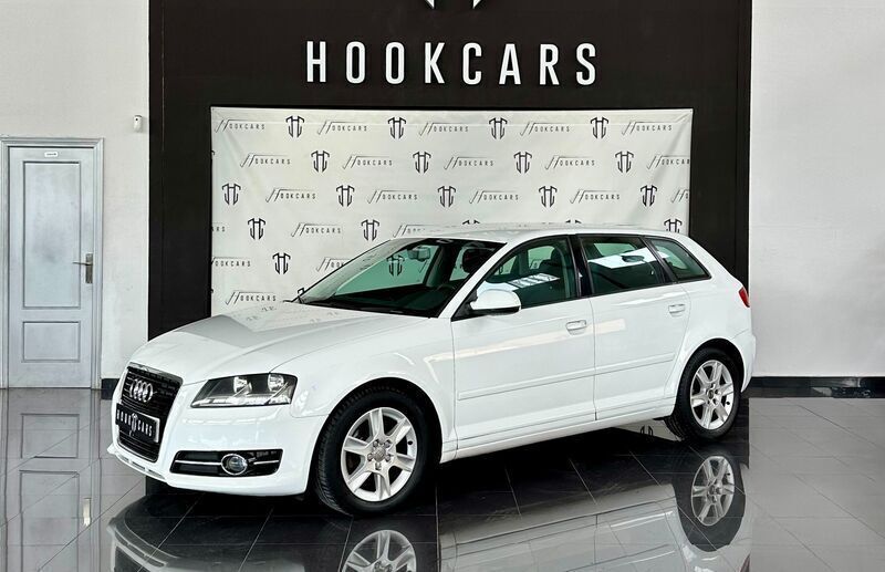 Blanco Usado 2013 Audi A3 Ambiente Utilitario | 11.200 € (Precio justo) - Imagen 1/4