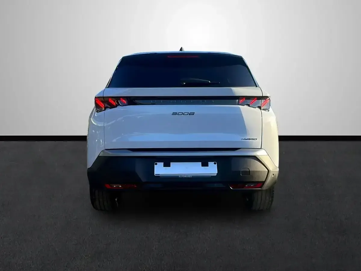 Nuevo Peugeot 5008 GT 195 CV (143 kW) 2025 Negro Monovolumen