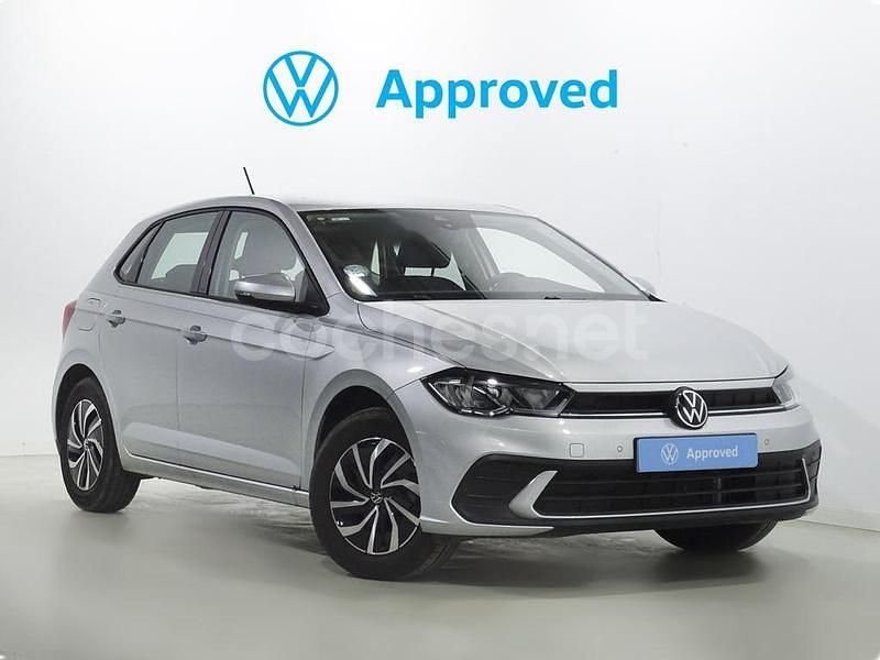 Plateado Usado 2024 VW Polo Life Utilitario | 19.500 € (Precio justo) - Imagen 1/4