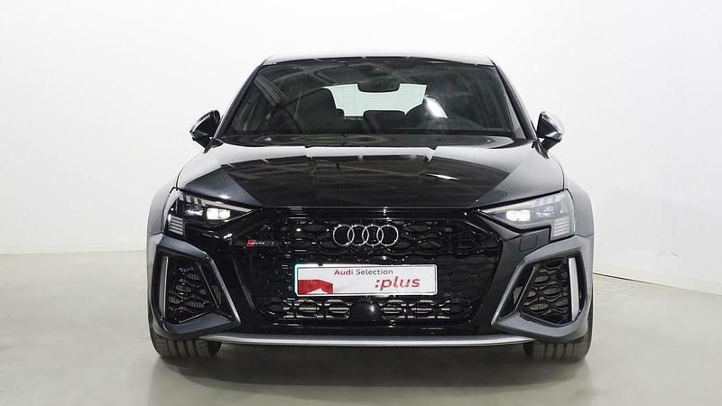 Usado Audi Q8 Premium 400 CV (294 kW) 2022 Gris SUV