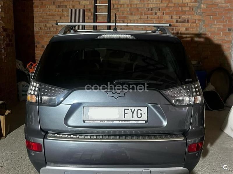 Gris / plata Usado 2007 Mitsubishi Outlander Intense+ SUV | 4600 € (Buen precio) - Imagen 1/4