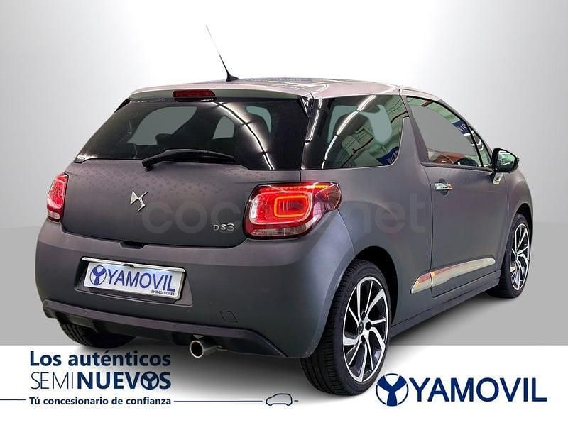 Usado DS Automobiles DS3 110 CV (80 kW) 2018 Gris / plata Berlina