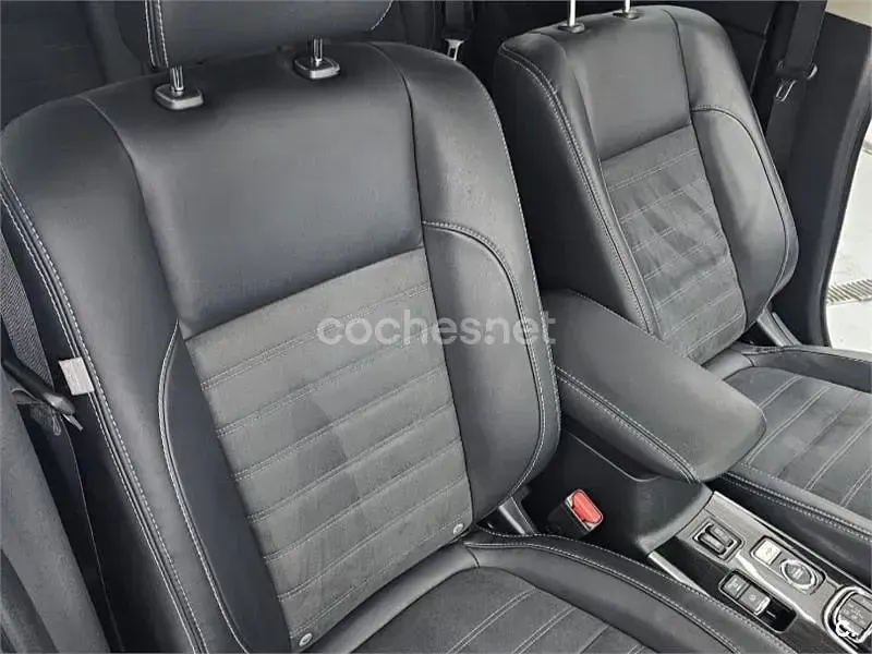 Usado Mitsubishi Outlander P-HEV 203 CV (149 kW) 2018 Blanco SUV