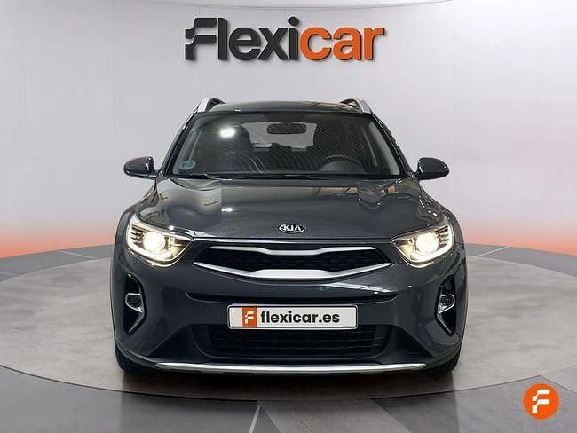 Usado Kia Stonic 84 CV (61 kW) 2021 Gris SUV
