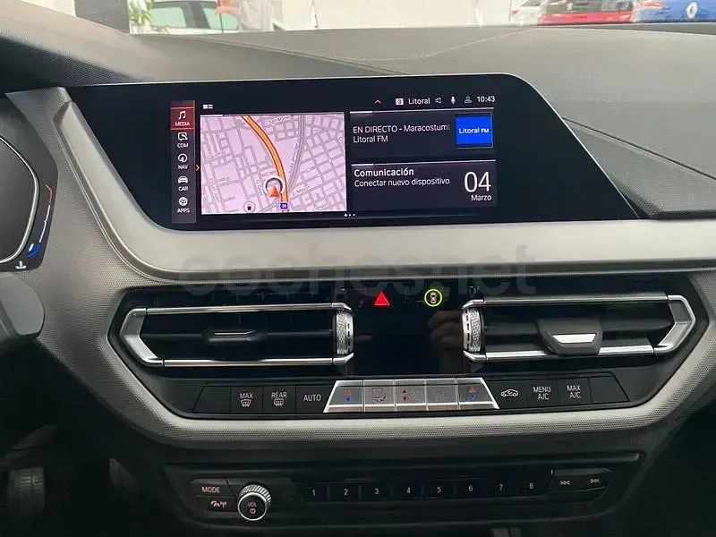 Usado BMW 118 150 CV (110 kW) 2021 Blanco Berlina